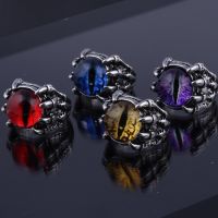 Punk Vintage Personality Wolf Claw Ring with Demon Eye Ring