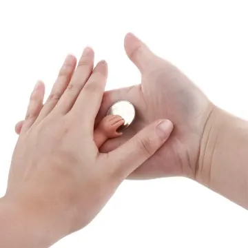 The Third Hand - Medium Fake Hand Magic Tricks Magicalian Stage