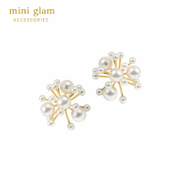 Miniglam Ivy Pearl Cluster Stud Earrings ต่างหูคลัสเตอร์ไข่มุก