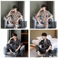 พร้อมส่งชุดนอนผู้ชาย เเขนสั้นขายาว ผ้าซาตินสุดหรู  คอปก pajamas men เซ็ทเสื้อ สวมใส่สบาย ผ้าเย็น ผ้านิ่มไม่เเข็ง j