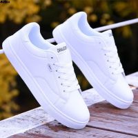 COD DSGRTYRTUTYIY Breathable Shoes Trendy Casual Versatile White [Korean Version Solid Color Student Board Spring Summer Male Learning Light]