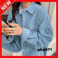 qkq971 Fashion สื้อเชิ้ตหญิง เสื้อเบลาส์ ผญ เกาหลี เสื้อมินิมอล เสื้อคู่ 2022 ใหม่ ZT