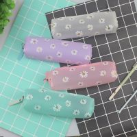 1Pc Kawaii Daisy Pencil Case Transparent Daisy Candy ColorPencil Box Pencil Bag School Student Stationery Gift Supplies Pencil Cases Boxes