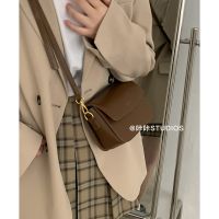 Versatile ins crossbody bag for women 2022 new trendy fashion retro small square bag niche texture single shoulder bag 【JYUE】