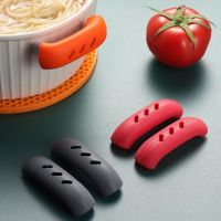 2/4Pcs Silicone Heat Insulation Oven Mitts Glove Casserole Ear Pan Pot Holder Oven Grip Anti-hot Pot Clip Kitchen Accessories Potholders  Mitts   Cozi