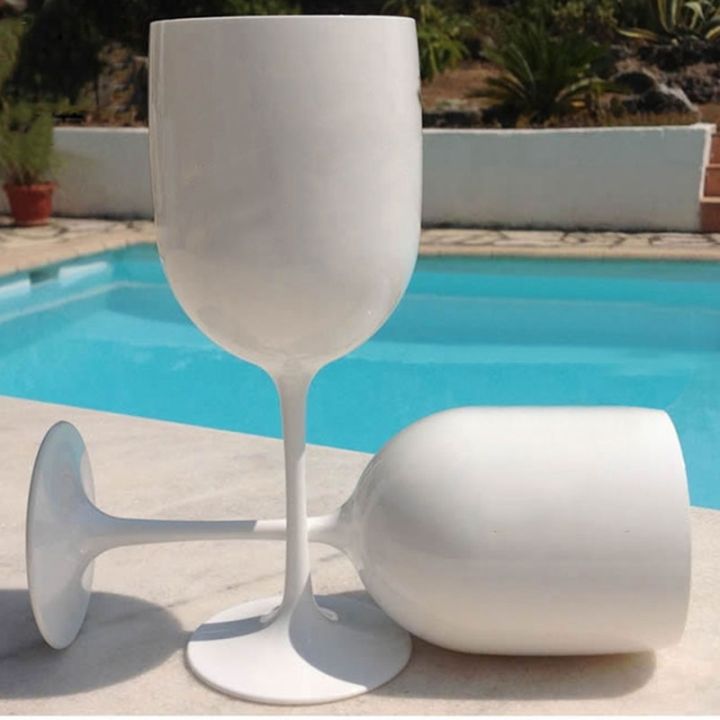 elegant-and-unbreakable-wine-glasses-plastic-wine-glasses-very-shatterproof-wine-glasses