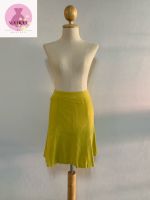 Yellow skirt กระโปรงสีเหลือง เอว 25 ซับใน