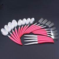 20 Pcs Of Stainless Steel Western Tableware Complete Set Of High-End Transparent Pink Acrylic Handle Steak Knives Forks Spoons