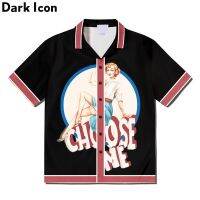 [ส่งของ]เสื้อโปโลผู้ชายทรงหลวมสีดําพิมพ์ลาย Dark Icon Modern Girl R