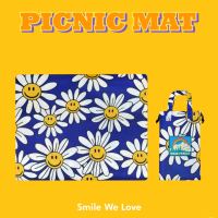 WiggleWiggle Picnic Mat - Smile We Love 140x170cm. / เสื่อปิคนิคผื่นใหญ่ ลายดอกยิ้ม