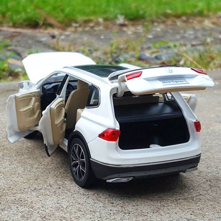 1-32-tiguan-l-suv-alloy-metal-diecast-car-model-vehicles-pull-back-sound-and-light-for-children-boy-toys-gift-free-shipping