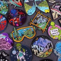 ✖✎ Mountains Patch DIY Alien Embroidered Patches for Clothing Thermoadhesive Patches Applique Iron on Patch on Clothes Badges