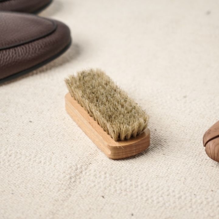 genuine-julietta-แปรงขนหมูป่า-textile-brush-แปรงทำความสะอาด-รองเท้าผ้าใบ-juliettabkk
