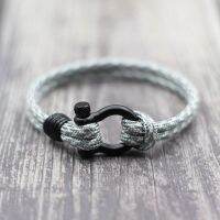 【ง่าย】สร้อยข้อมือสแตนเลส Homme Minimalist Paracord Braslet ผู้ชายเชือกสองชั้นสีดำสีแดงด้ายสร้อยข้อมือของขวัญสำหรับแฟน