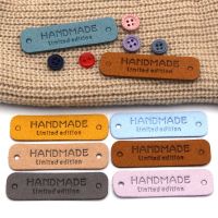 【LZ】☊☫▣  Handmade Etiqueta para Roupas Edição Limitada Hand Made Tag Etiqueta De Couro De Fibra DIY Chapéus e Bolsas Costurar Acessórios 54x15mm 20PCs