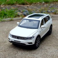 1:32 TIGUAN L SUV โลหะผสมโลหะ D Iecast รถโมเดลยานพาหนะดึงกลับเสียงและแสงสำหรับเด็กของเล่นเด็กของขวัญจัดส่งฟรี