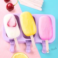 【Ready Stock】 ♣㍿ C14 Food Grade Silicone Ice Cream Mold DIY Homemade Popsicle Mold Ice Lolly Mould Popsicle Makers with Cover