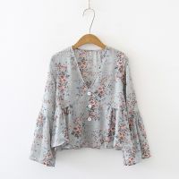 Korean Womens Fashion V-neck Floral Print Long Sleeve Chiffon Cropped Top