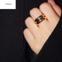 TOMANY ปาร์ตี้ครบรอบ คลาสสิค งานแต่งงาน หญิง ชาย คู่ แหวนตัวอักษร Celi แหวนสไตล์เกาหลี เครื่องประดับแฟชั่น แหวนนิ้วผู้ชาย