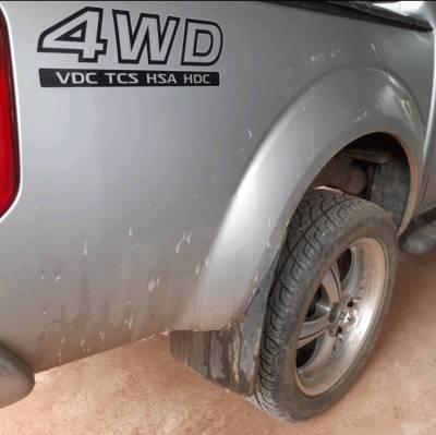สติ๊กเกอร์แบบดั้งเดิมรถ ติดแก้มท้ายรถ NISSAN NAVARA ปี 2015 คำว่า 4WD VDC TCS HSA HCA ติดรถ นิสสัน นาวาร่า แต่งรถ sticker สวย งานดี หายาก