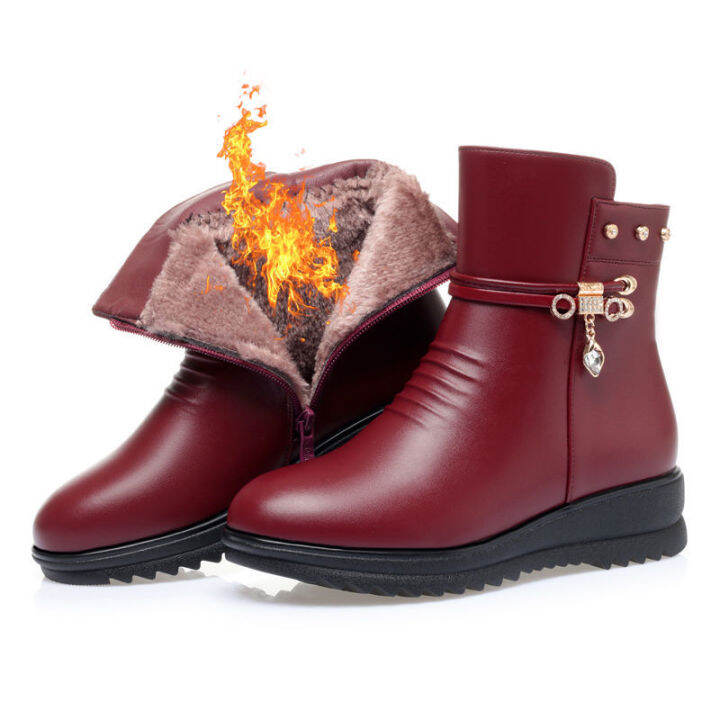 รองเท้าผ้าฝ้ายผู้หญิงฤดูหนาวพื้นเรียบ-sepatu-boot-pendek-กำมะหยี่รองเท้าผู้หญิงบูททำจากฝ้ายวัยกลางคนและผู้สูงอายุ