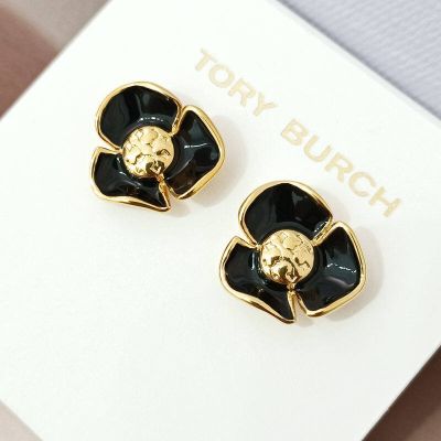 Stud Earrings กลิ่นหอมขนาดเล็กเคลือบเคลือบสีขาว Camellia ต่างหูผู้หญิงของขวัญวันเกิดTH