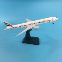 JASON TUTU 16CM 20CM Model Plane Airplane Model Aircraft Diecast Metal Airplanes 1:400 Plane Emirates Boeing777 Airbus A380