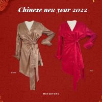 Mute - Chinese new year dress เสื้อคอวีผูกช่วงเอว เดรส แขนยาวติดกระดุมชายแขน เสื้อตรุษจีน เสื้อสีเเดง เดรสตุรษจีน