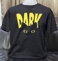 เสื้อยืดคอกลม ลาย Dark