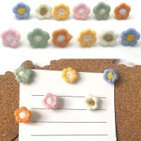 30pcs Flower Shape Push Pins Office School Thumbtack Board Pins Maps Photos Paper Wall Holder Pushpins Stationery Clips Pins Tacks