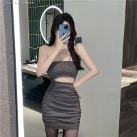 In the summer of 2023 new web celebrity temperament design feeling fashion machine carefully wipe with big waist dress package buttocks short skirt girl