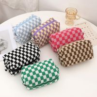 【CC】✱  1 Pcs Ins Checkerboard Knitted Big Capacity Stationary Organzier Daliy Lips Makeup Storage