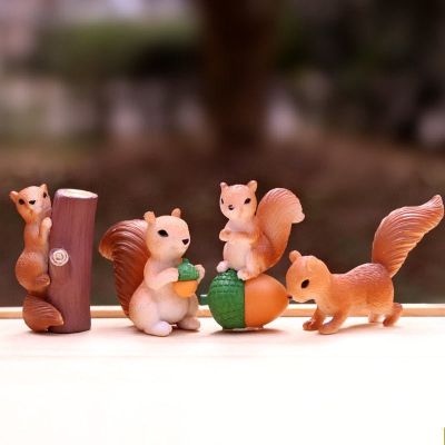 ตุ๊กตาจิ๋ว  กระรอกน้อยขนสองสี  ตกแต่งสวนถาด แต่งสวนจิ๋ว แต่งเค้กแต่งบ้าน DIYได้ด้วยตัวคุณเอง*ราคาต่อชิ้น