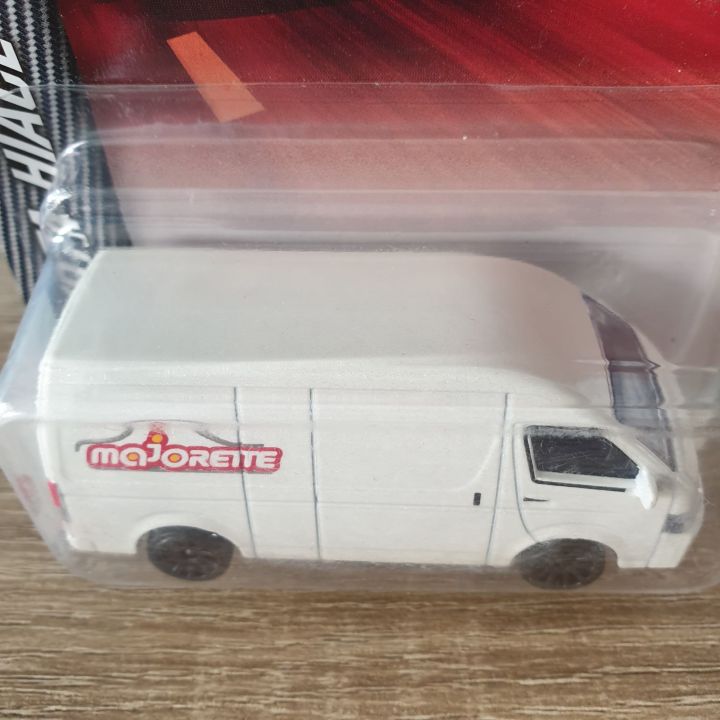 โมเดลรถเหล็ก-majorette-toyota-hiace-toyota-hiace-series-2-white-majorette-สีขาว-รถตู้มาจอเร็ตต์