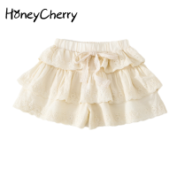 HoneyCherry 2022สาวใหม่หลายชั้นกลวงลูกไม้เค้กกระโปรงกางเกงสาวกางเกงขาสั้นเสื้อผ้าสาวเด็กวัยหัดเดินฤดูร้อนน่ารักกางเกงขาสั้น