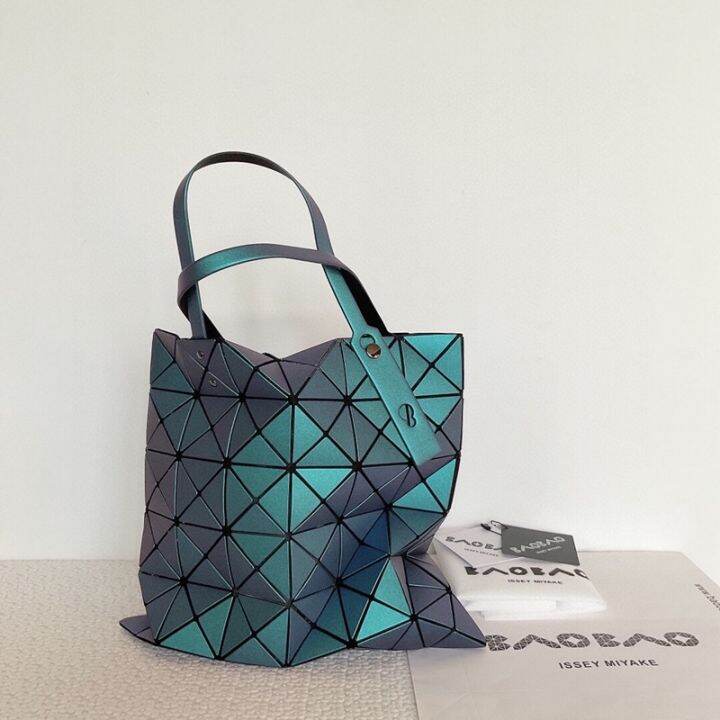 โปรโมชั่นเวลา-จำกัด-issey-miyake-bao-bao-with-anti-fake-mark-magic-chameleon-color-6-6-tote-bag-shoulder-bag-100-original