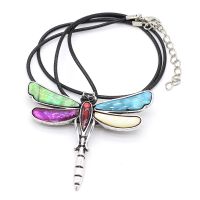 Natural White Abalone Shell Pendant Necklace Fashion Dragonfly Brooch Necklace With Leather Rope Animal Charm Jewelry For Women