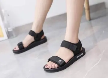 Amazon.com | adidas Women's Adissage Slides Sandal, Black/White/Black, 6 |  Sport Sandals & Slides