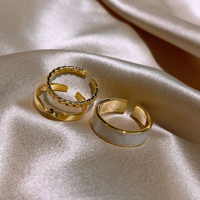 แหวนโลหะ แบบบิดกลวง หน้ากว้าง เรียบง่าย แฟชั่นญี่ปุ่นและเกาหลี สำหรับผู้หญิง 3 ชิ้น