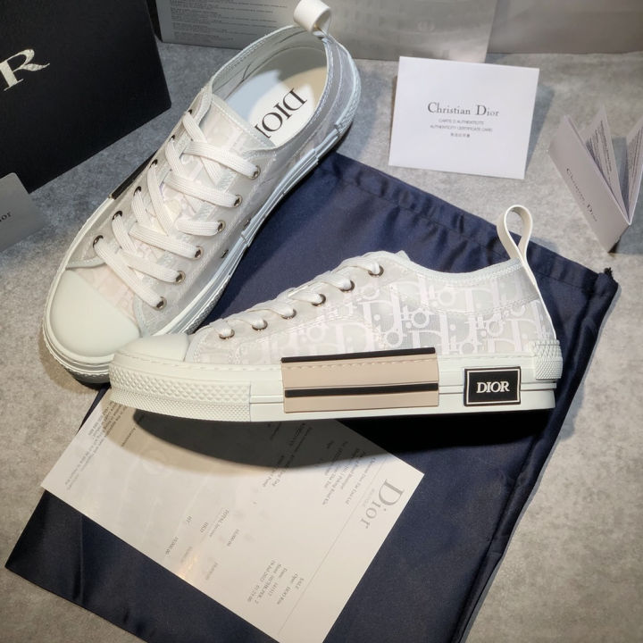 B23 LowTop Sneaker White Dior Oblique Canvas  DIOR