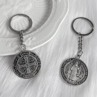 【CW】❆✕❁  Round Benedict Medal Keychains Holder Catholic St. Medallion Pendant Chains Keyrings San Benito Jewelry Gifts