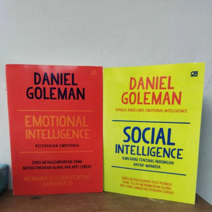 PAKET 2 BUKU; EMOTIONAL INTELLIGENCE & SOCIAL INTELLIGENCE - DANIEL ...