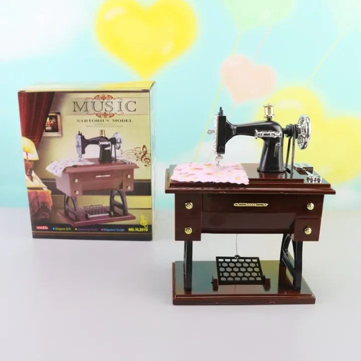 กล่องดนตรี จักรเย็บผ้า ย้อนยุค วินเทจ Retro Vintage Sewing Machine