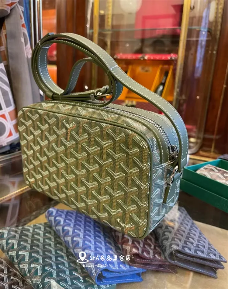 Spot Goyard classic capvert camera bag lunch box bag shoulder slung small  bag for men and women with the same paragraph.