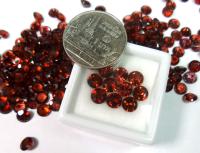 พลอย โกเมน { GARNET } กลม 5 mm.(10เม็ด)  พลอยดิบธรรมชาติ #อัญมณีประจำราศีราศีมังกร (14 ม.ค. – 13 ก.พ.)  ♡ รูปทรง กลม  ♡ สี แดงแป๊ดดด  ♡ ค่าความแข็ง 7  ♡ คุณภาพ VVS  ♡ น้ำหนัก 4.50 ct. (10เม็ด)  ♡ ขนาด 5.0 x 3.3 mm.  ♡ แหล่งที่มา ประเทศ Africa