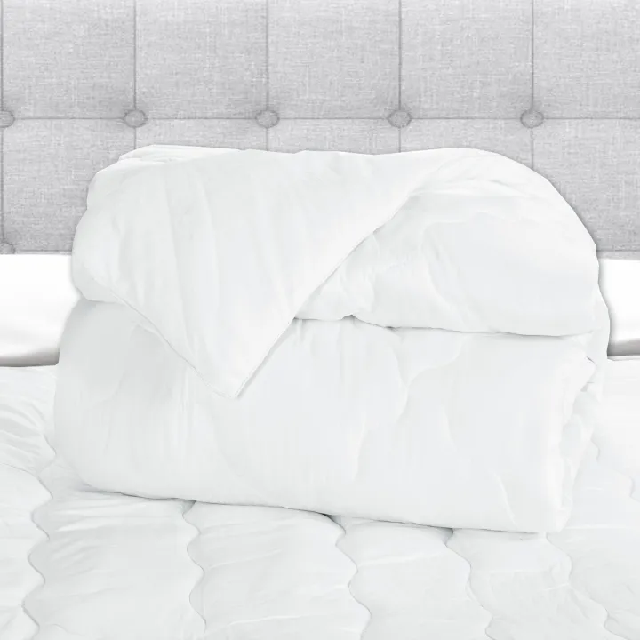 BAMBOO - KOMME WHITE ESSENTIALS BAMBOO QUILT