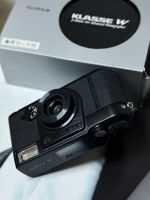 FUJIFILM Klasse W Black