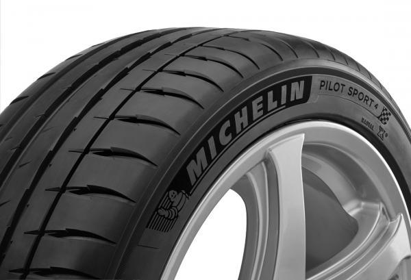 ยางรถยนต์-ขอบ18-michelin-235-40r18-รุ่น-pilot-sport-4-4-เส้น-ยางใหม่ปี-2022