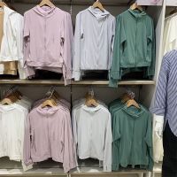 UNIQLO ตาข่ายป้องกันรังสีอัลตราไวโอเลตแห้งเร็วสำหรับฤดูร้อนระบายอากาศได้เสื้อคาร์ดิแกนมีฮู้ดเสื้อแจ็คเก็ตกันแดด Y444531/462095