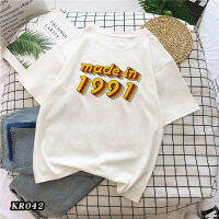 kr042พร้อมส่ง**สินค้ามาใหม่** เสื้อยืดคอกรมแฟชั่น แขนสั้น ลายMade in 1991 เนื้อผ้านุ่ม ใส่สบาย ไม่ร้อน ผ้าไม่หนาไม่บางเกินไป unisex